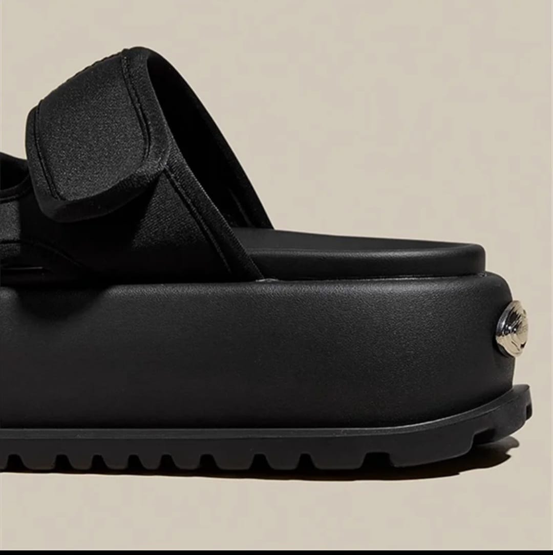 SANDALIA FRANCESA " DIAEO"