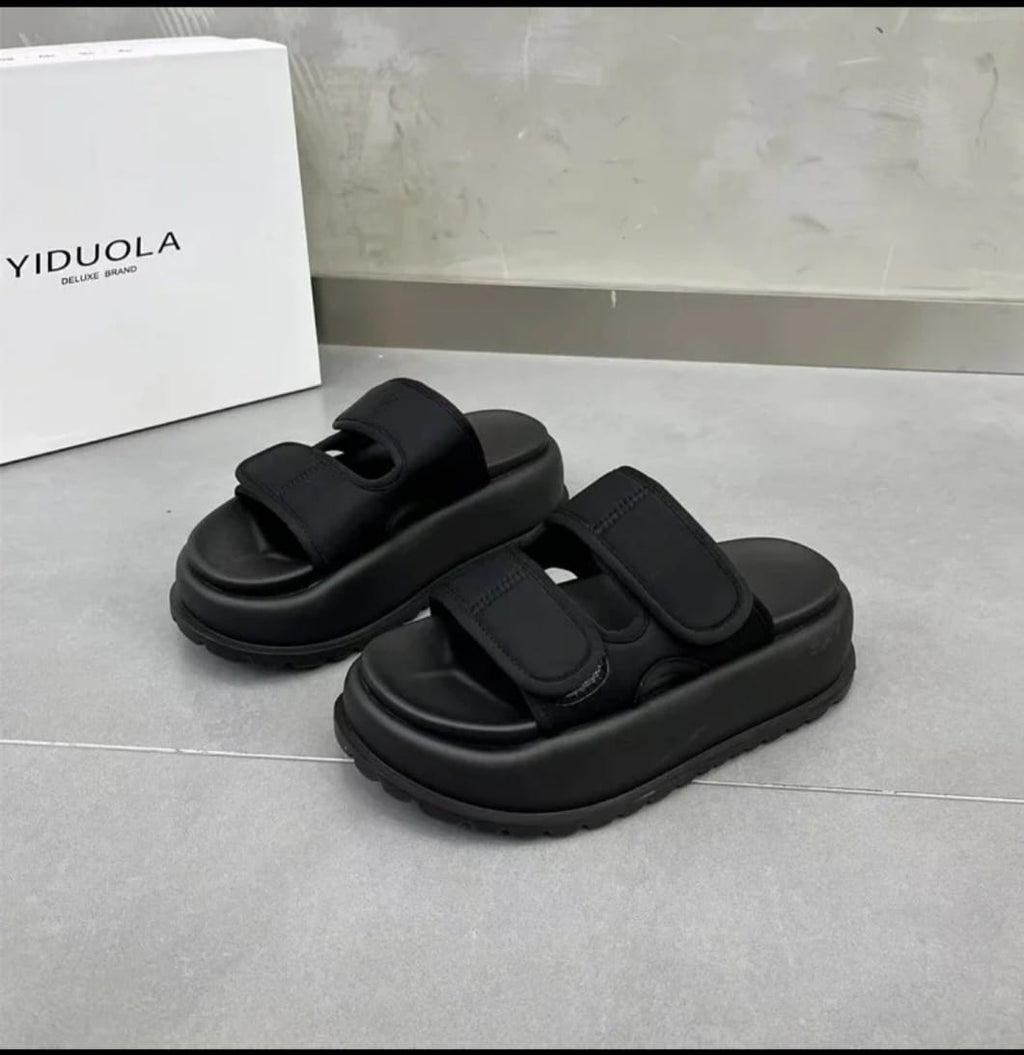 SANDALIA FRANCESA " DIAEO"